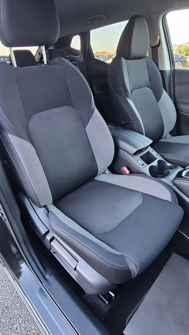 Nissan Qashqai N-Connecta* Aut.* Kam.260* LED* Keyless GO, снимка 16 - Автомобили и джипове - 52850227