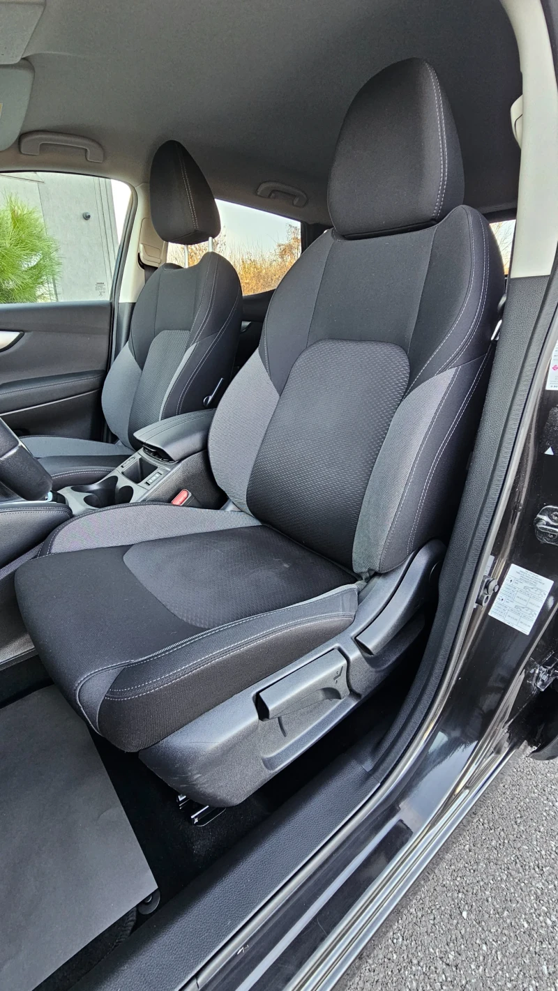 Nissan Qashqai N-Connecta* Aut.* Kam.260* LED* Keyless GO, снимка 10 - Автомобили и джипове - 52850227