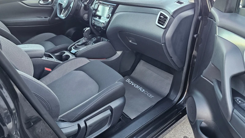 Nissan Qashqai N-Connecta* Aut.* Kam.260* LED* Keyless GO, снимка 14 - Автомобили и джипове - 52850227