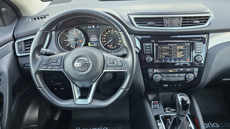 Nissan Qashqai N-Connecta* Aut.* Kam.260* LED* Keyless GO, снимка 12 - Автомобили и джипове - 52850227