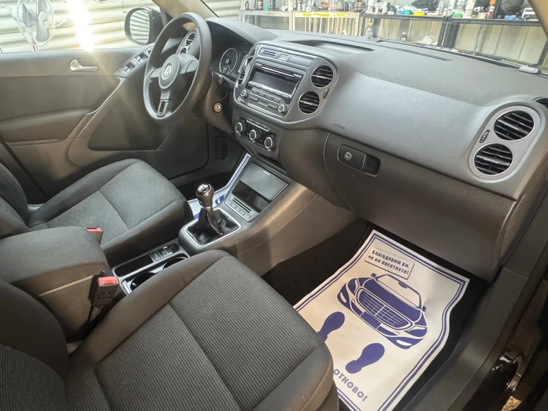 VW Tiguan 2, 0TDI 140 k.c, снимка 9 - Автомобили и джипове - 53356922