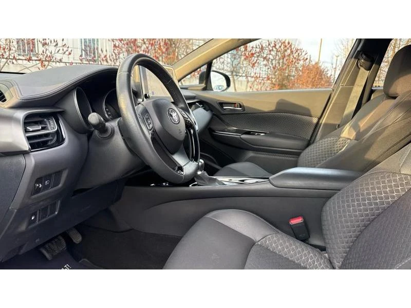 Toyota C-HR 1.8HSD Club, снимка 12 - Автомобили и джипове - 48330020