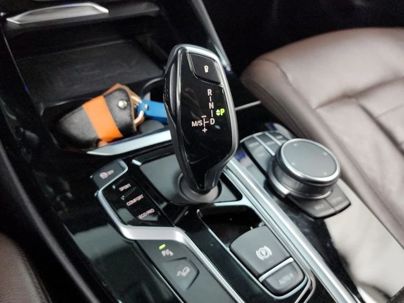 BMW X3 xDrive 20i Luxury| 192к.с.| ВКЛ.ТЕХНОТЕСТ, снимка 9 - Автомобили и джипове - 55608527