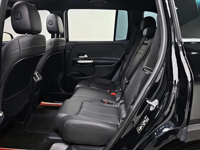 Mercedes-Benz GLB X247 Glb220, снимка 13 - Автомобили и джипове - 56323993