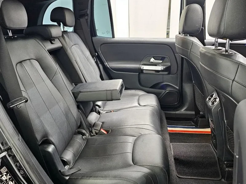Mercedes-Benz GLB X247 Glb220, снимка 12 - Автомобили и джипове - 56323993