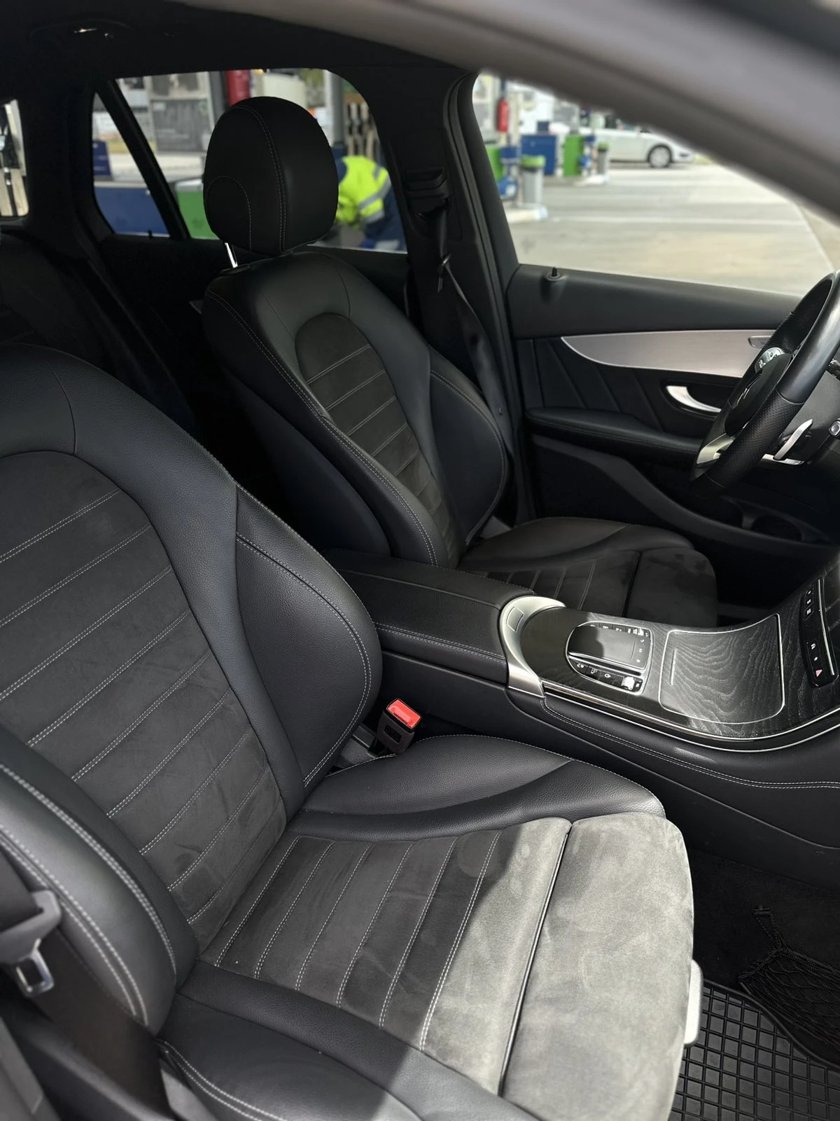 Mercedes-Benz GLC 220 2.2 дизел - изображение 10