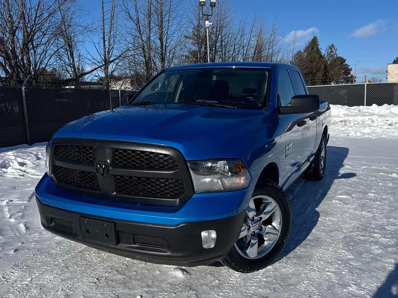 Dodge RAM 1500 Classic Tradesman 4x4 Quad Cab | 2 ����� | KEYLESS | Mobile.bg � ����������� 1