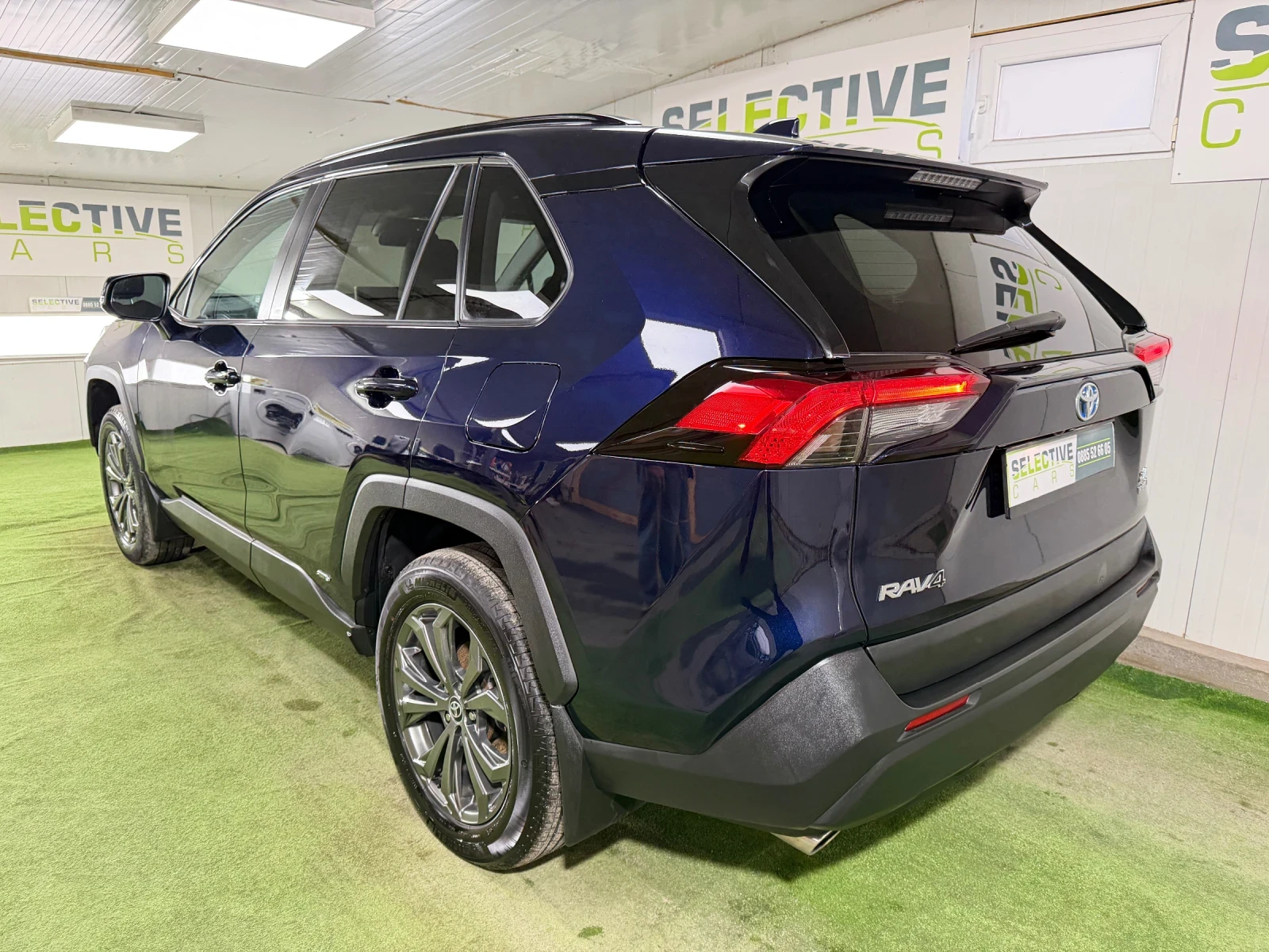 Toyota Rav4 HYBRID* AWD * 25 000km* XLE PREMIUM, снимка 2 - Автомобили и джипове - 53990494