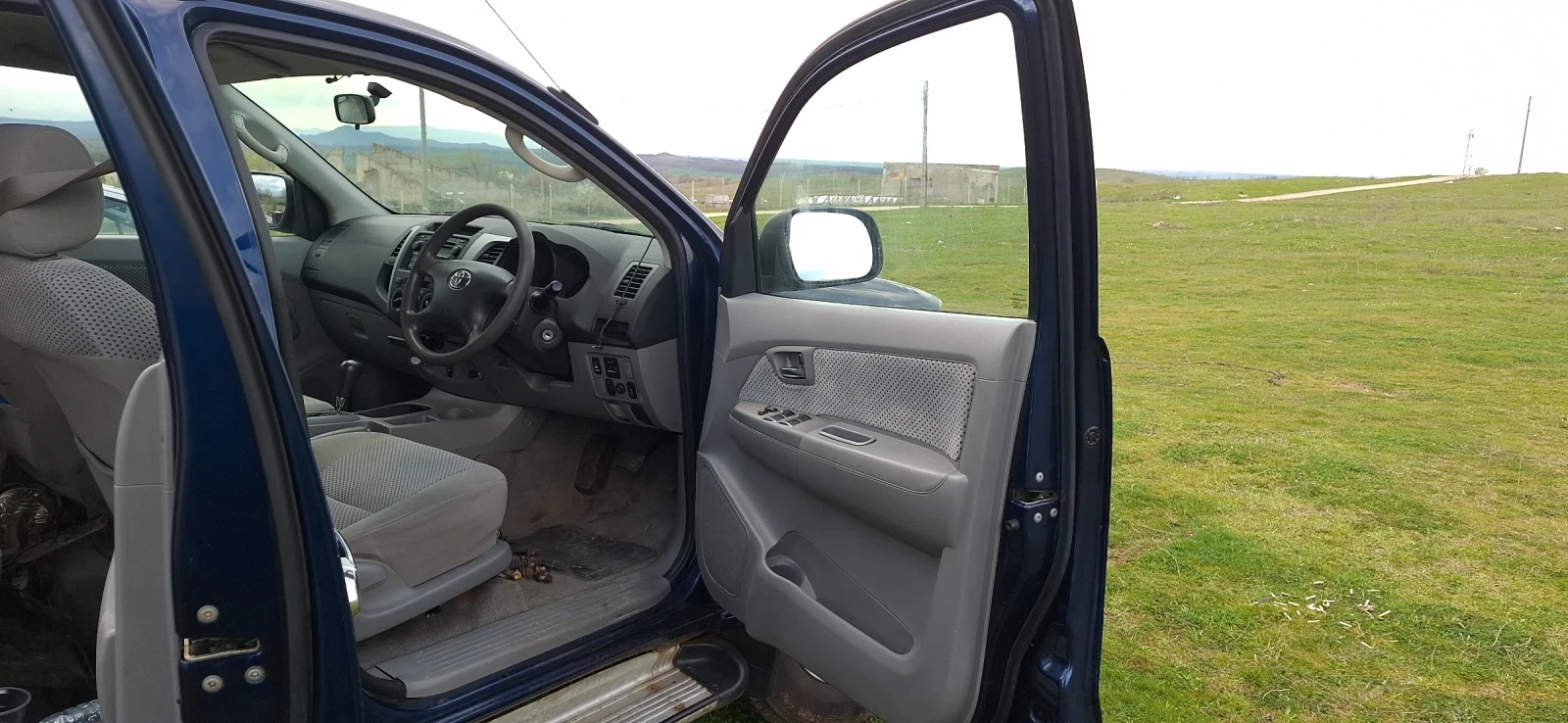 Toyota Hilux Пикап, снимка 7 - Автомобили и джипове - 54116623