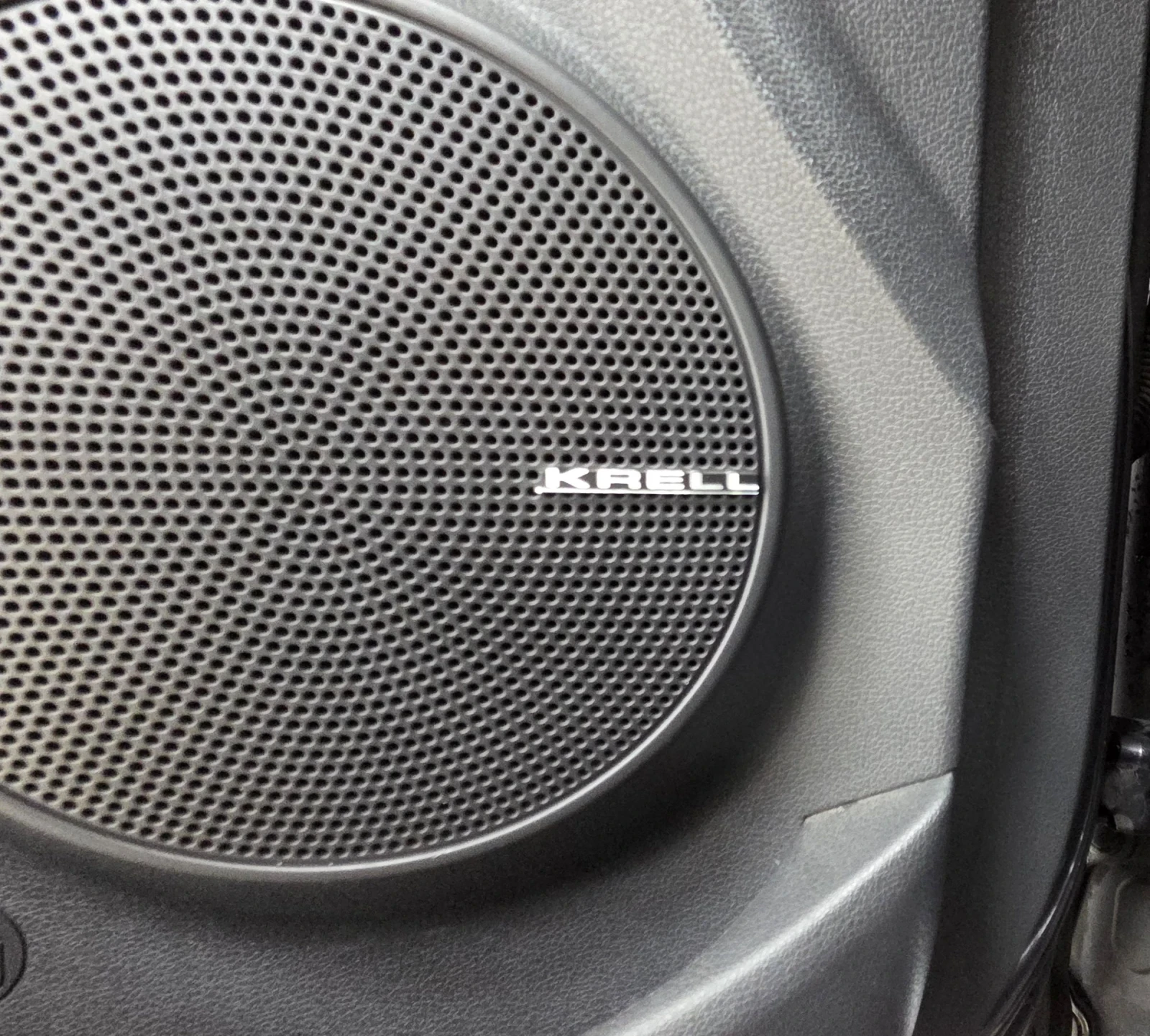 Hyundai Kona 64KWh/Premium/Шибидах/Теглич, снимка 14 - Автомобили и джипове - 54115236