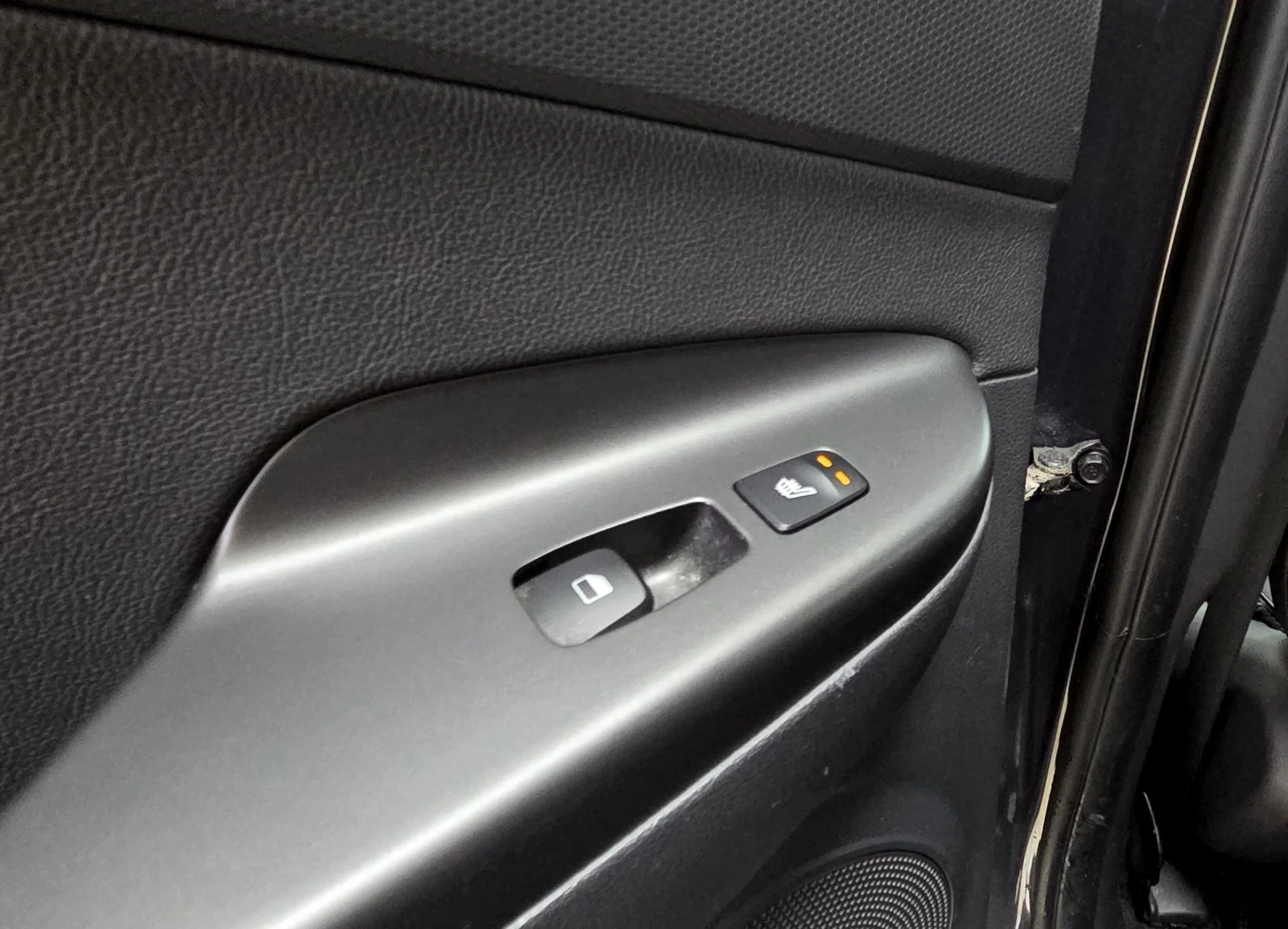 Hyundai Kona 64KWh/Premium/Шибидах/Теглич, снимка 9 - Автомобили и джипове - 54115236