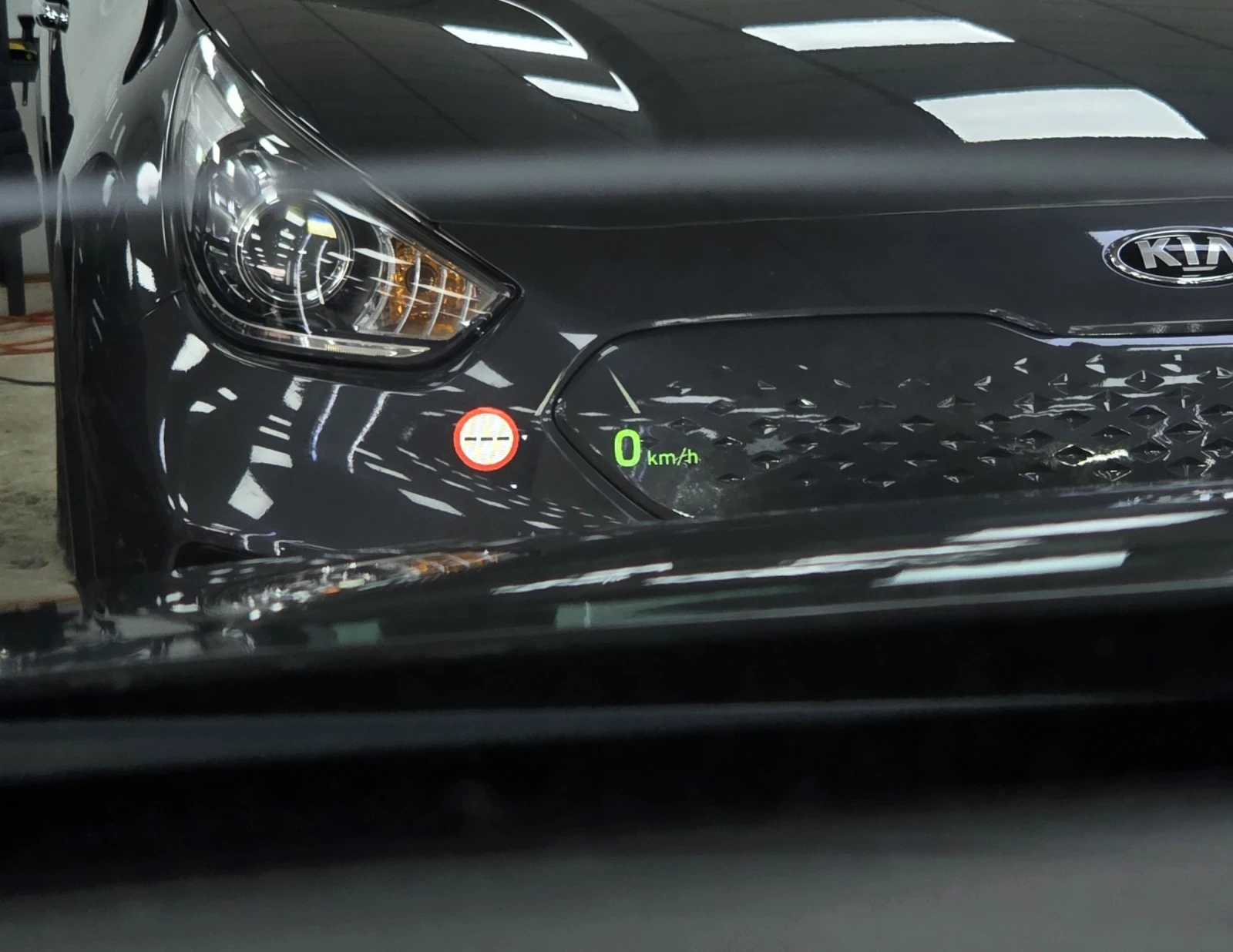 Hyundai Kona 64KWh/Premium/Шибидах/Теглич, снимка 15 - Автомобили и джипове - 54115236