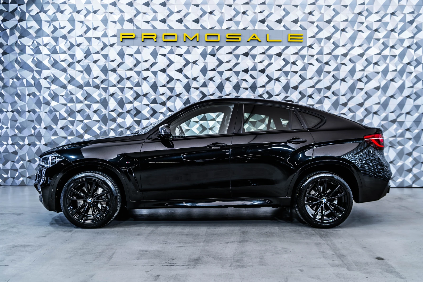 BMW X6 M50d Msport* H/K* Headup, снимка 3 - Автомобили и джипове - 54193317