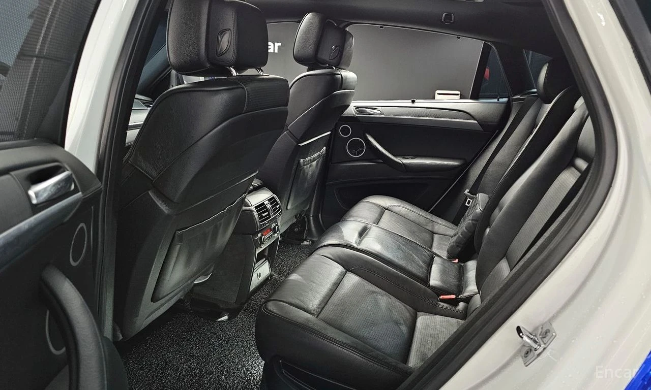 BMW X6 Х6М* 4.4* КОЖА* ПОДГРЕВ* ОБДУХВАНЕ* ПАНО* LINE ASS, снимка 11 - Автомобили и джипове - 54379211