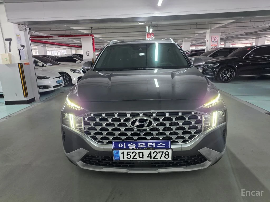 Hyundai Santa fe 2.5T Prestige* 4x4* ПОДГРЕВ* ОБДУХВАНЕ* КАМЕРА* , снимка 2 - Автомобили и джипове - 54460418