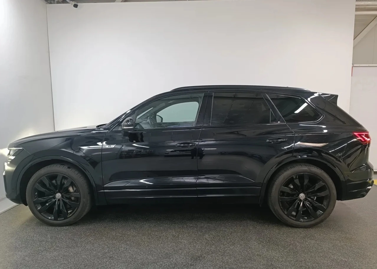 VW Touareg 4.0 V8 TDI R-Line, снимка 3 - Автомобили и джипове - 54878037