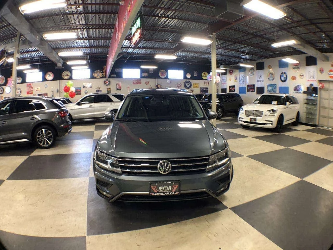 VW Tiguan * Comfortline * АВТОКРЕДИТ * ОТ ПРЕДСТАВИТЕЛСТВО, снимка 2 - Автомобили и джипове - 55229427