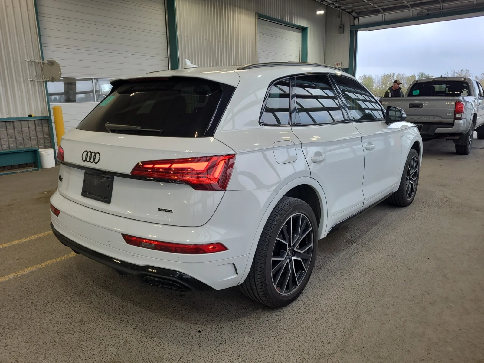 Audi Q5 45 Tfsi Quattro Progressiv, снимка 4 - Автомобили и джипове - 56442035