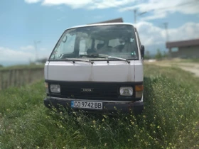 Toyota Hiace 8+ 1  | Mobile.bg    2