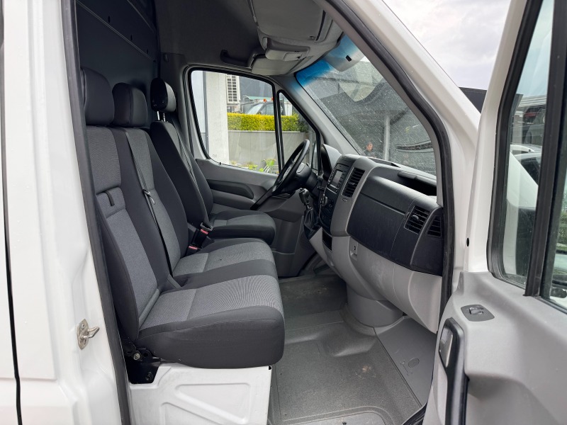 VW Crafter 2.0TDI Клима Maxi Euro 5 , снимка 8 - Бусове и автобуси - 45446172