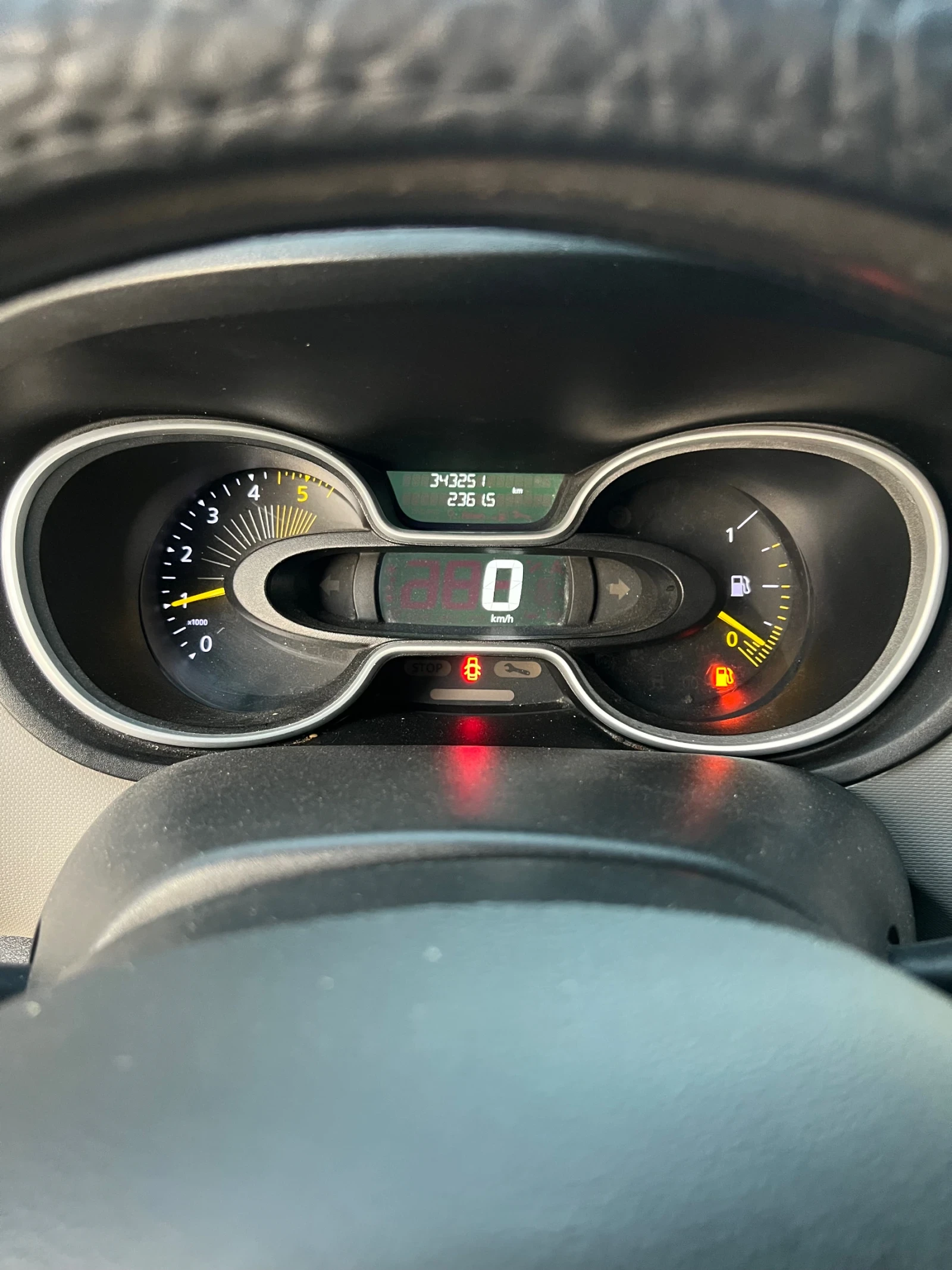 Renault Trafic 1.6 DCI, снимка 9 - Бусове и автобуси - 55618674