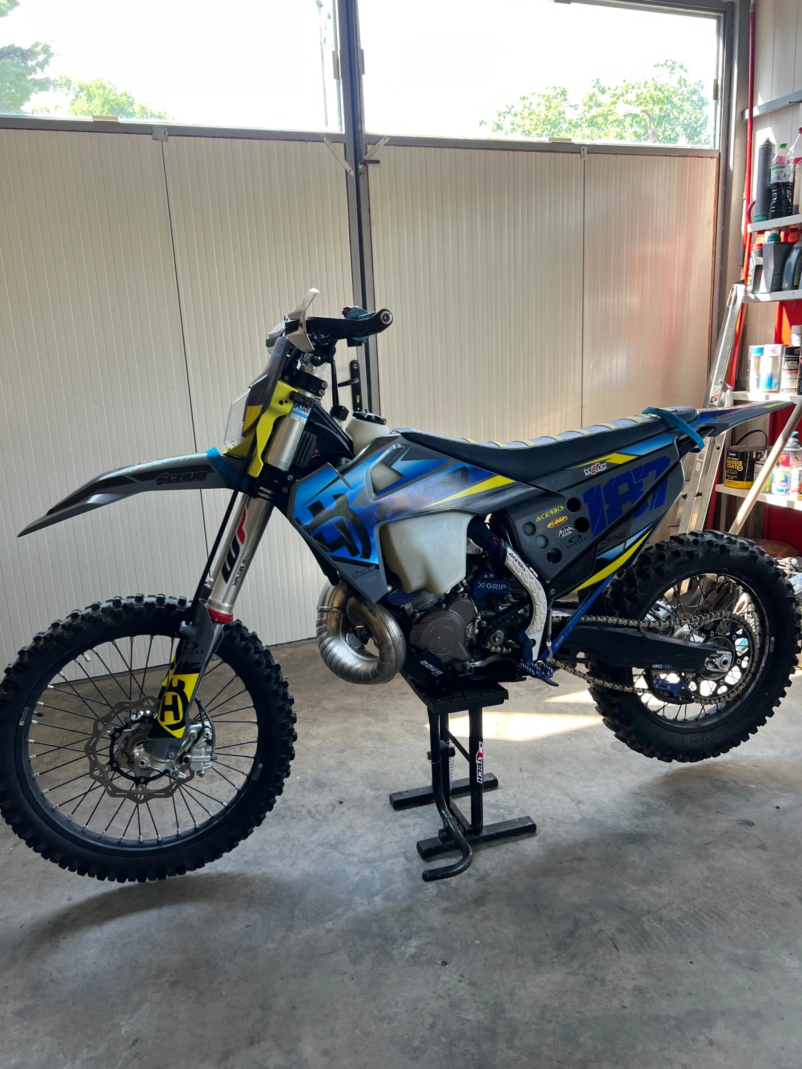 Husqvarna TE, снимка 4 - Мотоциклети и мототехника - 55000233