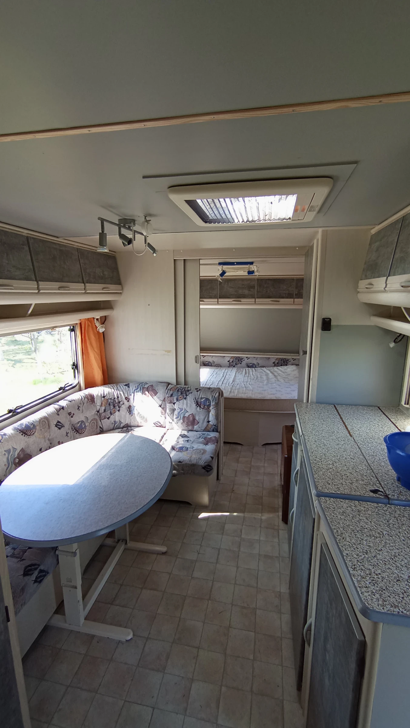 Каравана LMC LMC 600 - изображение 4