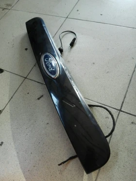 лайсна заден капак Форд Мондео