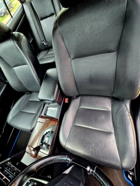 Toyota Camry 2.5 Бензин 110 000км, снимка 15