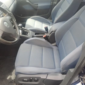 VW Golf 2.0 Обслужен, снимка 10