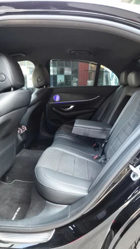 Mercedes-Benz E 220 AMG /4х4/360гр./ KEYLESS/ ПОДГРЕВ, снимка 10