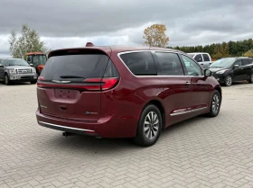 Chrysler Pacifica Limited | Nav | Pano Roof | Heated/Cooled Seats |  | Auto.bg — изображение 7