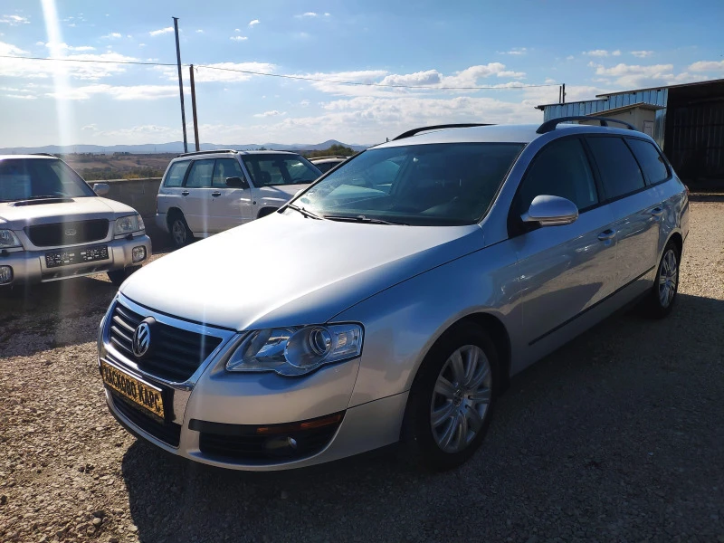 VW Passat 2.0TDI, снимка 3 - Автомобили и джипове - 38530374