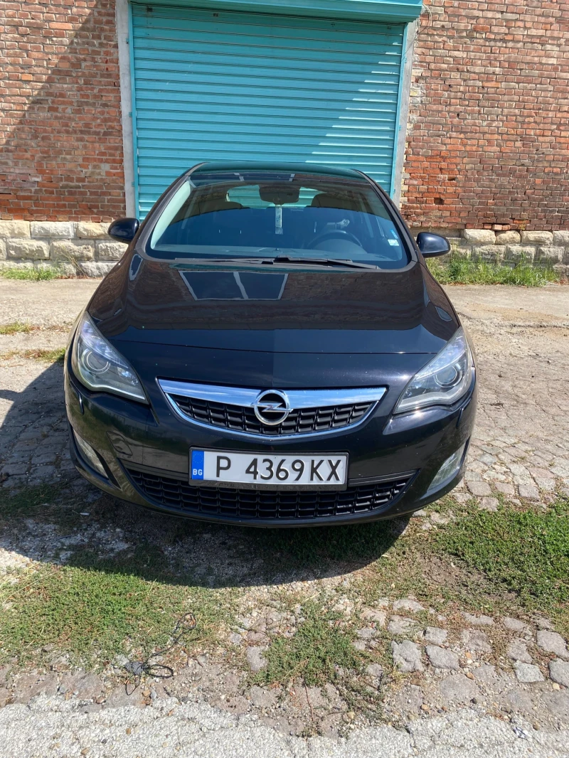 Opel Astra 1.6Т, снимка 1 - Автомобили и джипове - 47411954