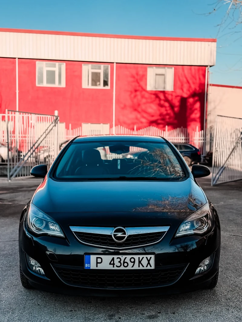 Opel Astra 1.6Т, снимка 5 - Автомобили и джипове - 48643108