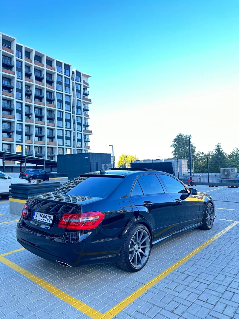 Mercedes-Benz E 500 Газ, снимка 4 - Автомобили и джипове - 47835638