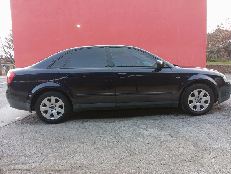 Audi A4 1.8 Т LPG, снимка 2 - Автомобили и джипове - 48143247