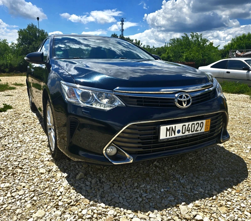Toyota Camry 2.5 Бензин 110 000км, снимка 2 - Автомобили и джипове - 50789079
