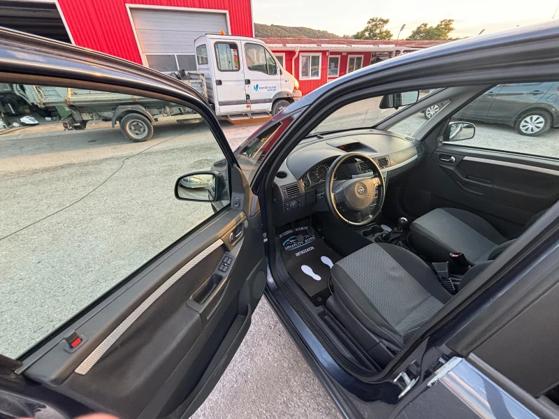 Opel Meriva 1.6i УНИКАТ, снимка 10 - Автомобили и джипове - 51094992
