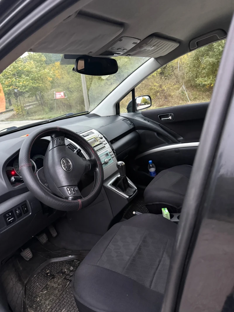 Toyota Verso, снимка 5 - Автомобили и джипове - 52020861