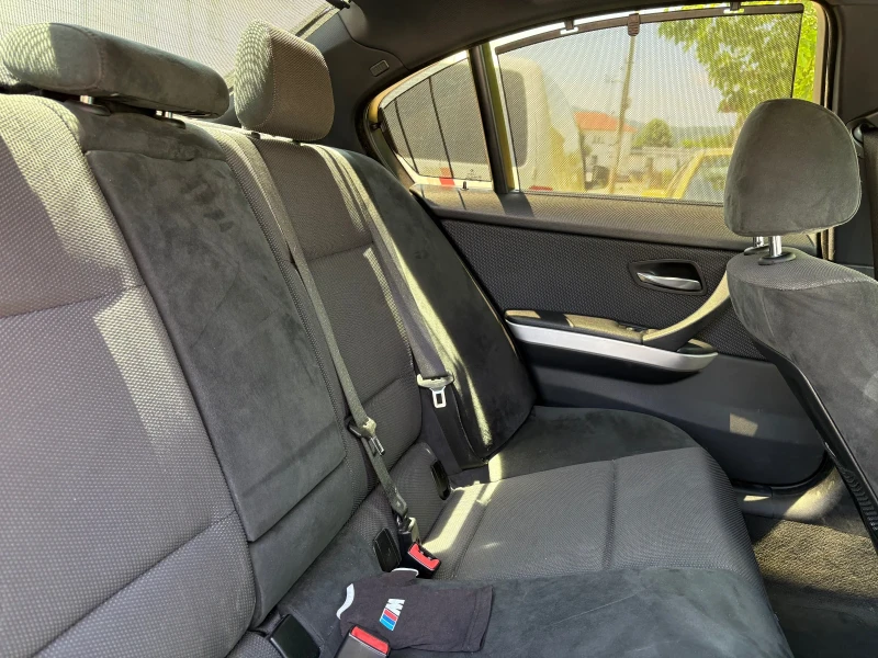 BMW 330 Сменена верига/xDrive/Keyless/M-tech, снимка 12 - Автомобили и джипове - 52588449