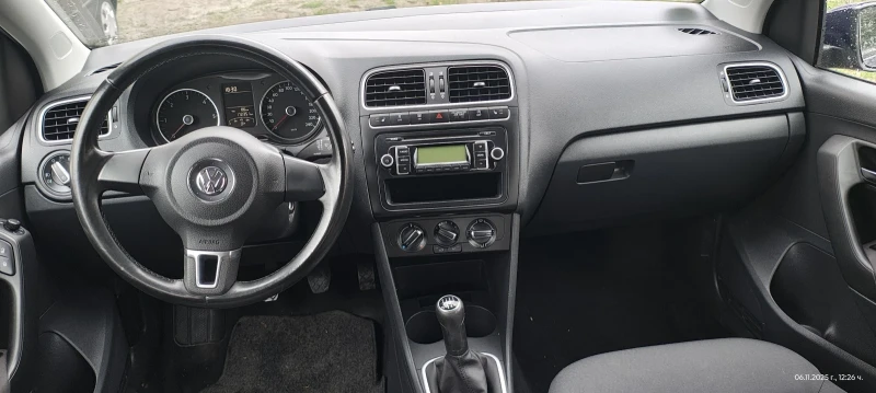 VW Polo, снимка 7 - Автомобили и джипове - 52318728