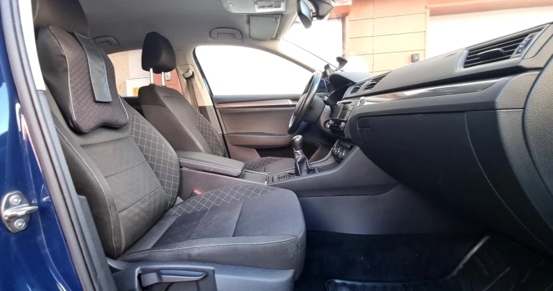 Skoda Superb, снимка 12 - Автомобили и джипове - 53076165