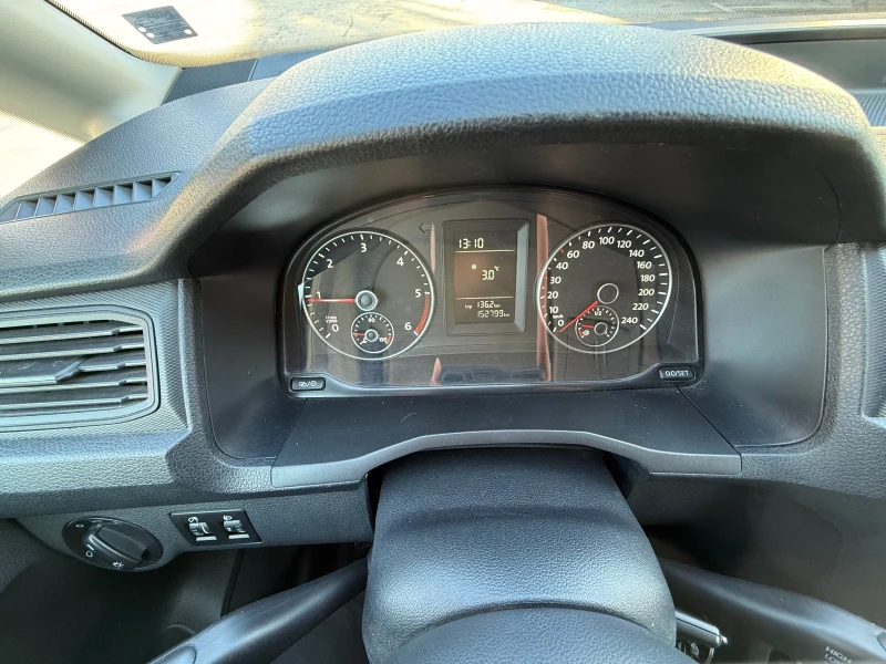 VW Caddy 2.0 TDI, снимка 15 - Автомобили и джипове - 53101293