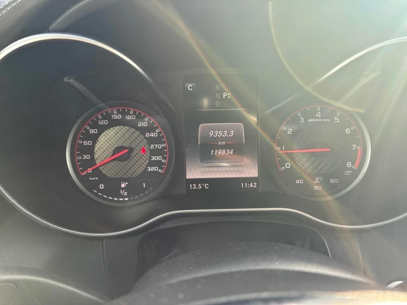 Mercedes-Benz C 63 AMG 2016 S * БЕЗ ПЪРВОНАЧАЛНА ВНОСКА * , снимка 8 - Автомобили и джипове - 53231391