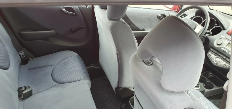 Honda Jazz 1.4i LS Style, снимка 13 - Автомобили и джипове - 53397517