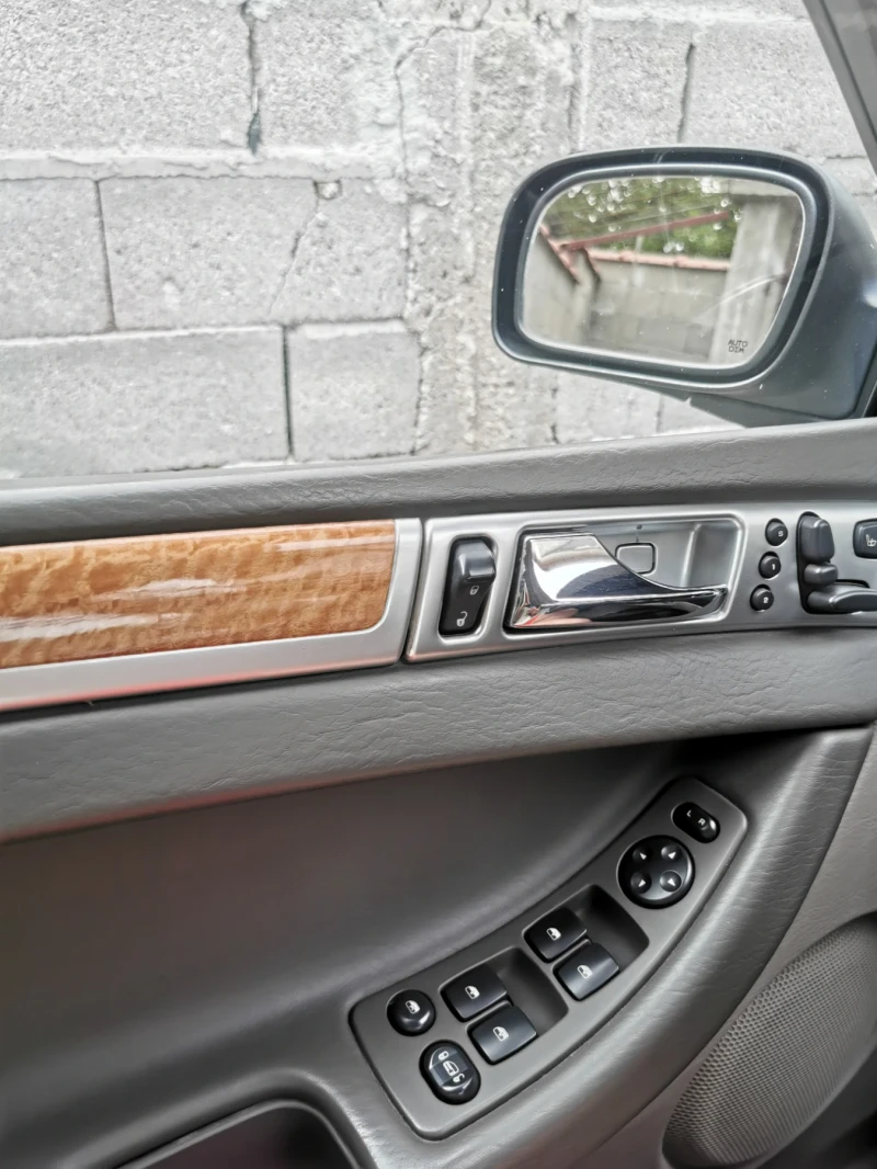 Chrysler Pacifica, снимка 12 - Автомобили и джипове - 53580803