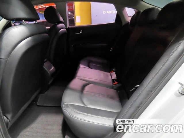 Kia Optima, снимка 7 - Автомобили и джипове - 56062989