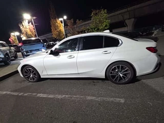 BMW 330 * xDrive * CARFAX * ����� �� ����������� | Mobile.bg � ����������� 4