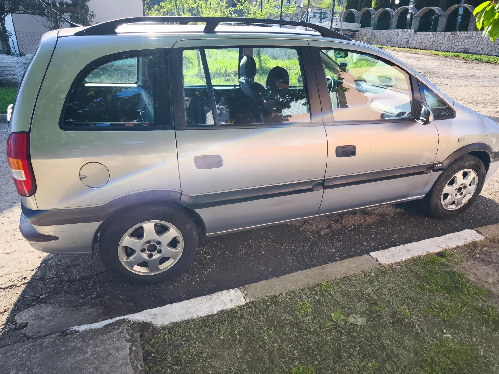Opel Zafira  - изображение 3